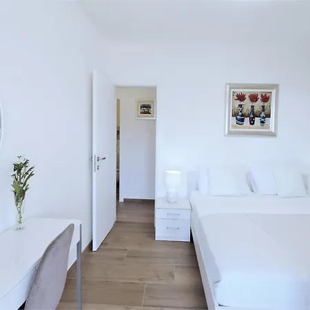 On Iovo With Large Balcony Apartman *